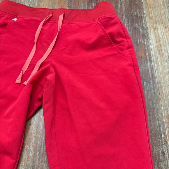 FIGS Zamora Limited Edition Red Technical Collection Jogger Scrub Pants Small - Picture 4 of 11
